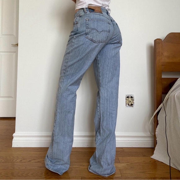 RARE Diesel Pinstripe Flared Jeans - Picture 2 of 5